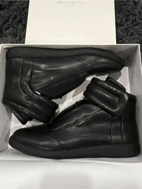 Black Maison Margiela Futures